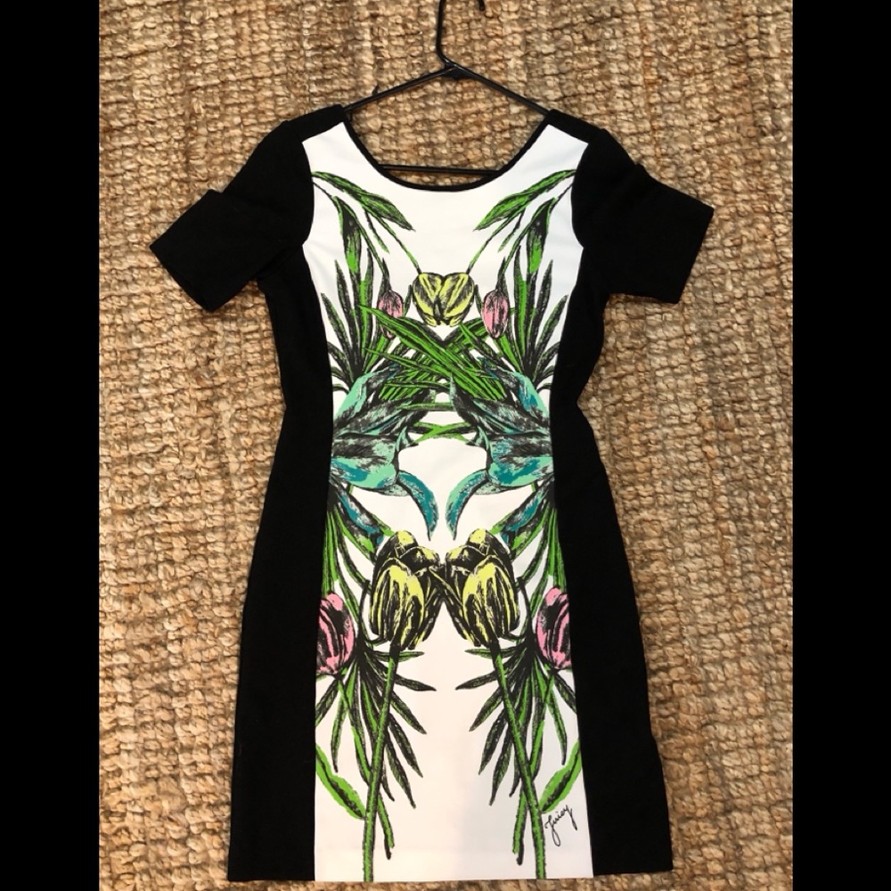 Juicy Couture Floral print dress with open back